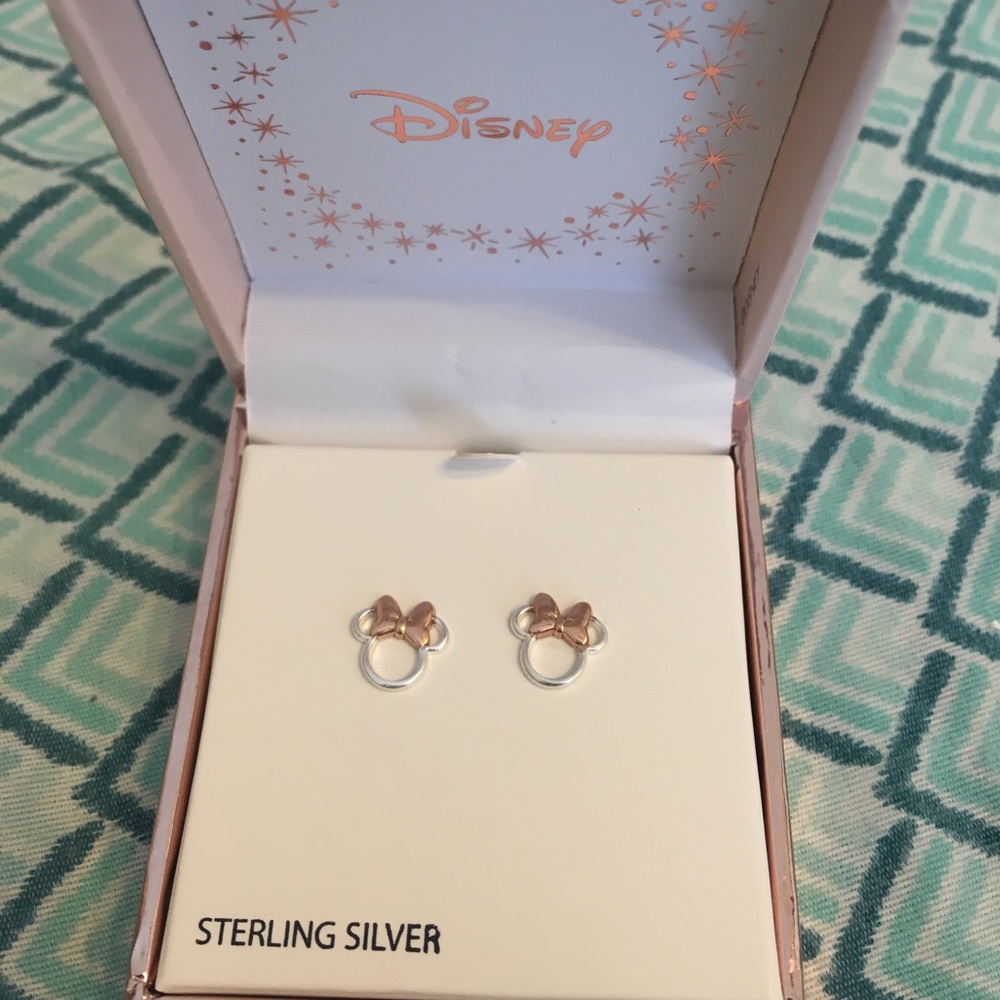 Earrings - Picture 1 of 2